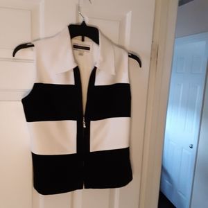 Sleeveless vest jacket